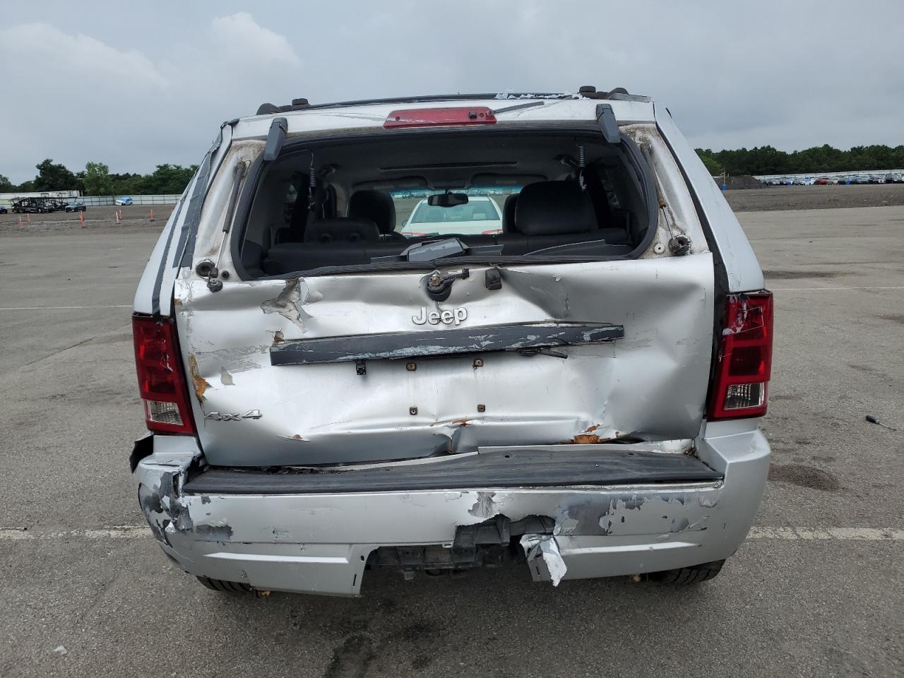 2005 Jeep Grand Cherokee Laredo VIN: 1J4HR48N65C690546 Lot: 64151674