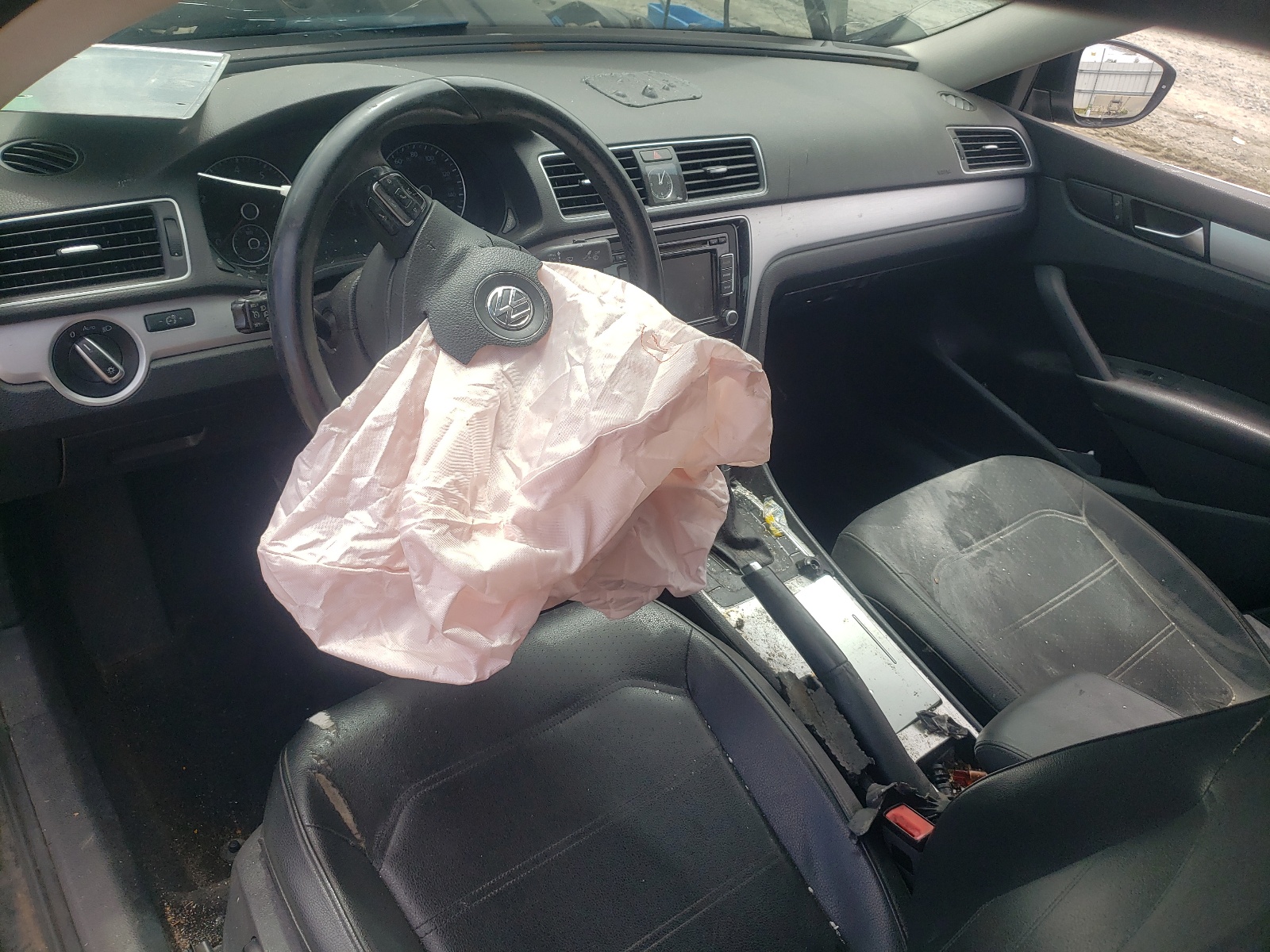 1VWBP7A37CC050786 2012 Volkswagen Passat Se