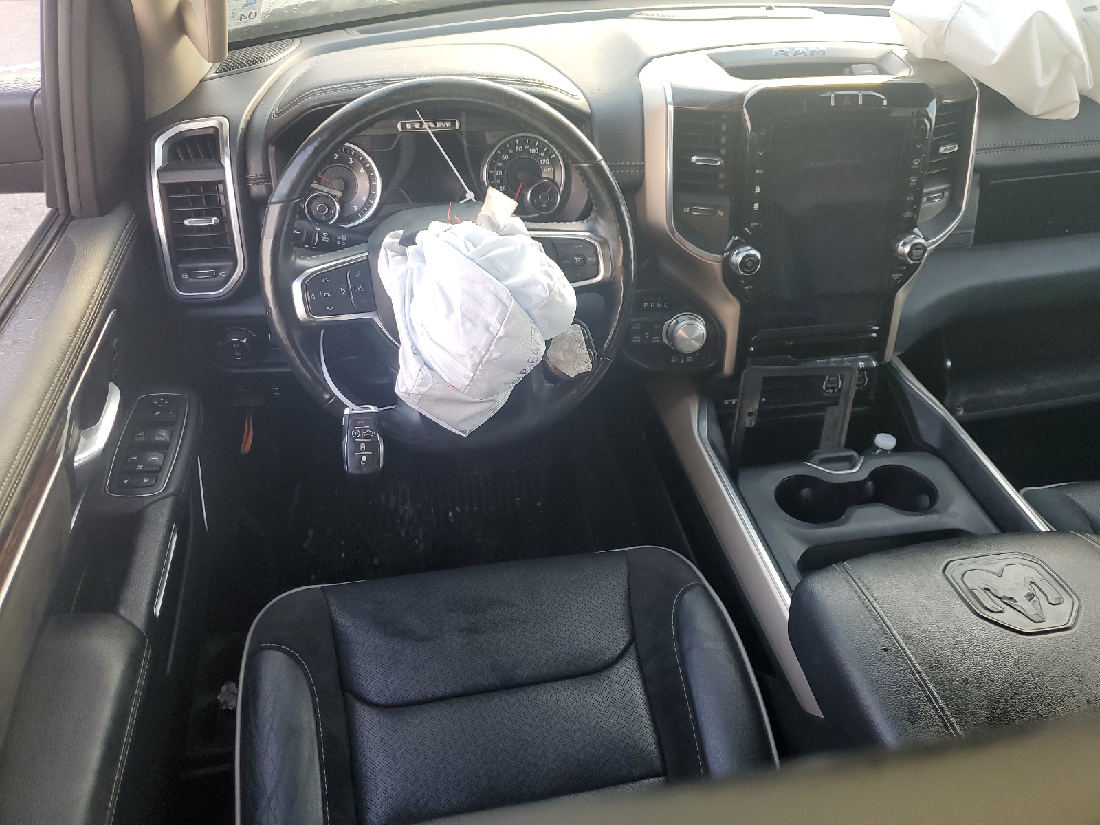 1C6SRFJT6KN867698 2019 Ram 1500 Laramie