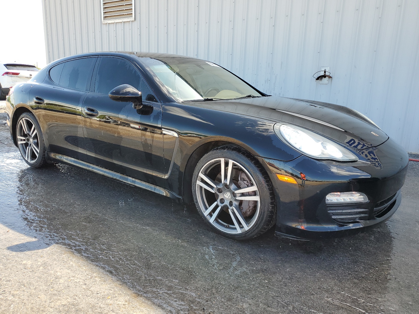 2012 Porsche Panamera 2 vin: WP0AA2A78CL013770