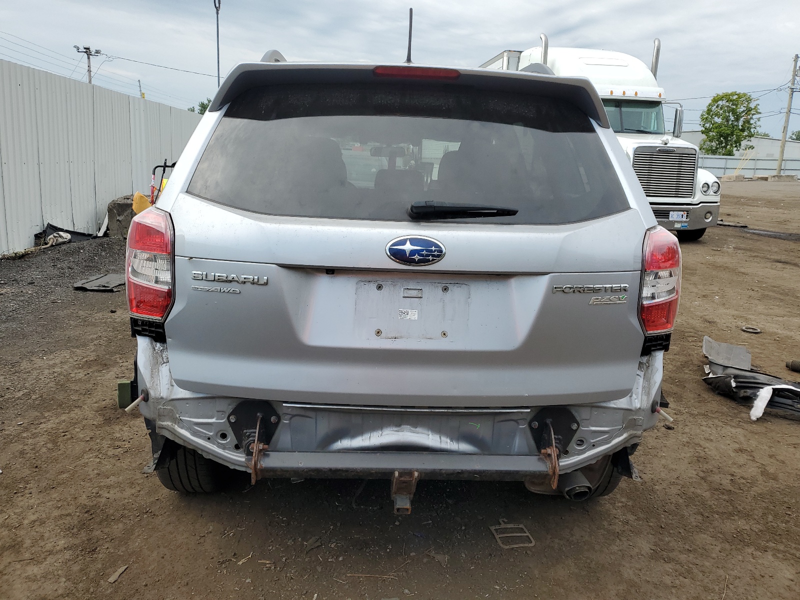 JF2SJAWC2FH557484 2015 Subaru Forester 2.5I Touring