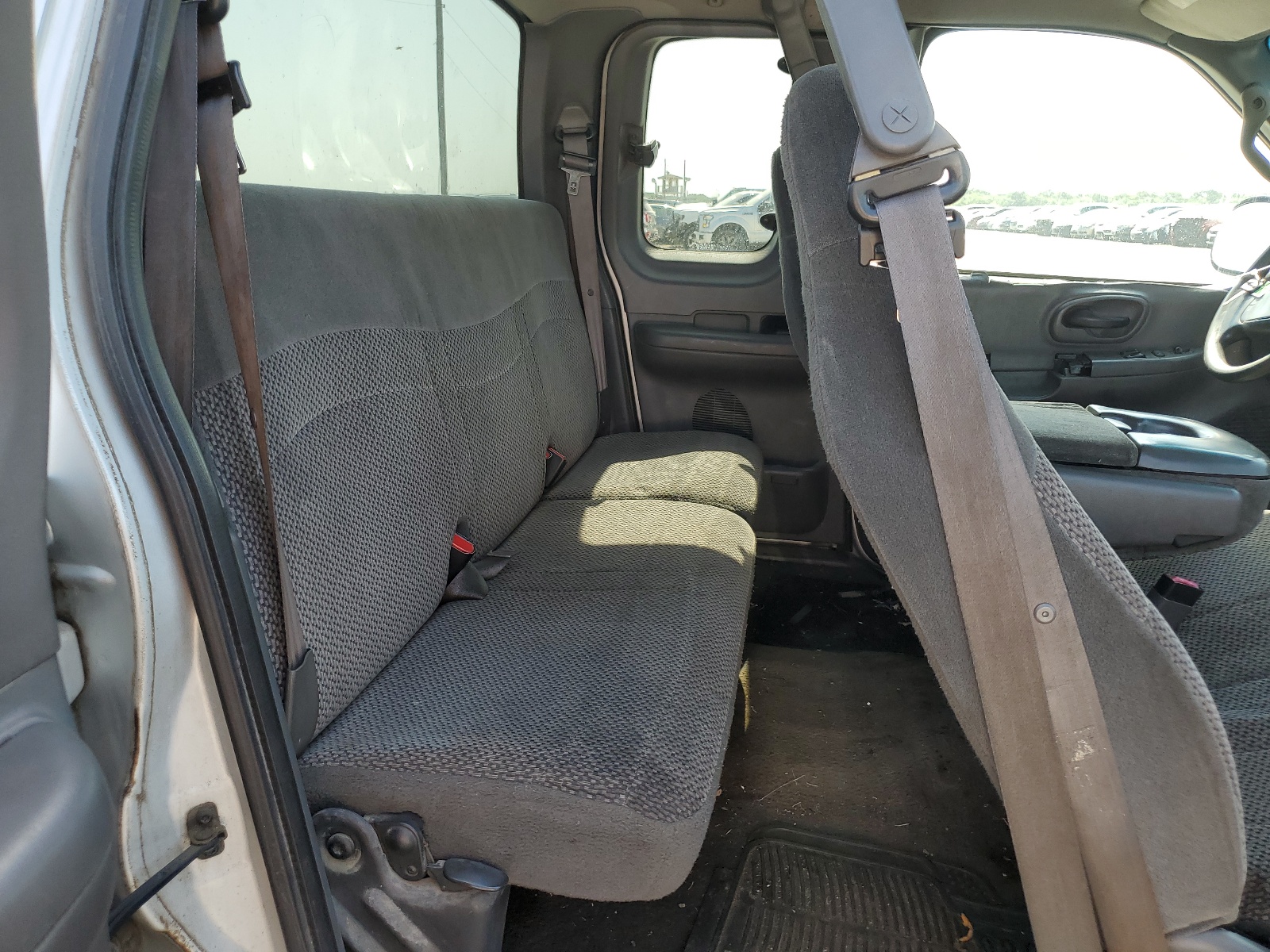 1FTRX07L8YKA34464 2000 Ford F150