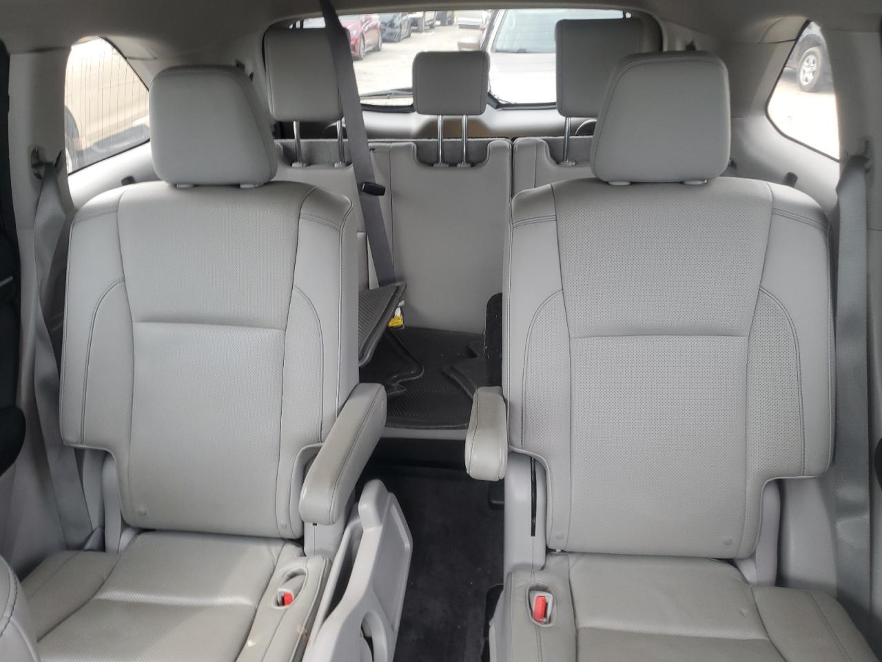 2015 Toyota Highlander Limited VIN: 5TDYKRFH4FS064191 Lot: 64439934