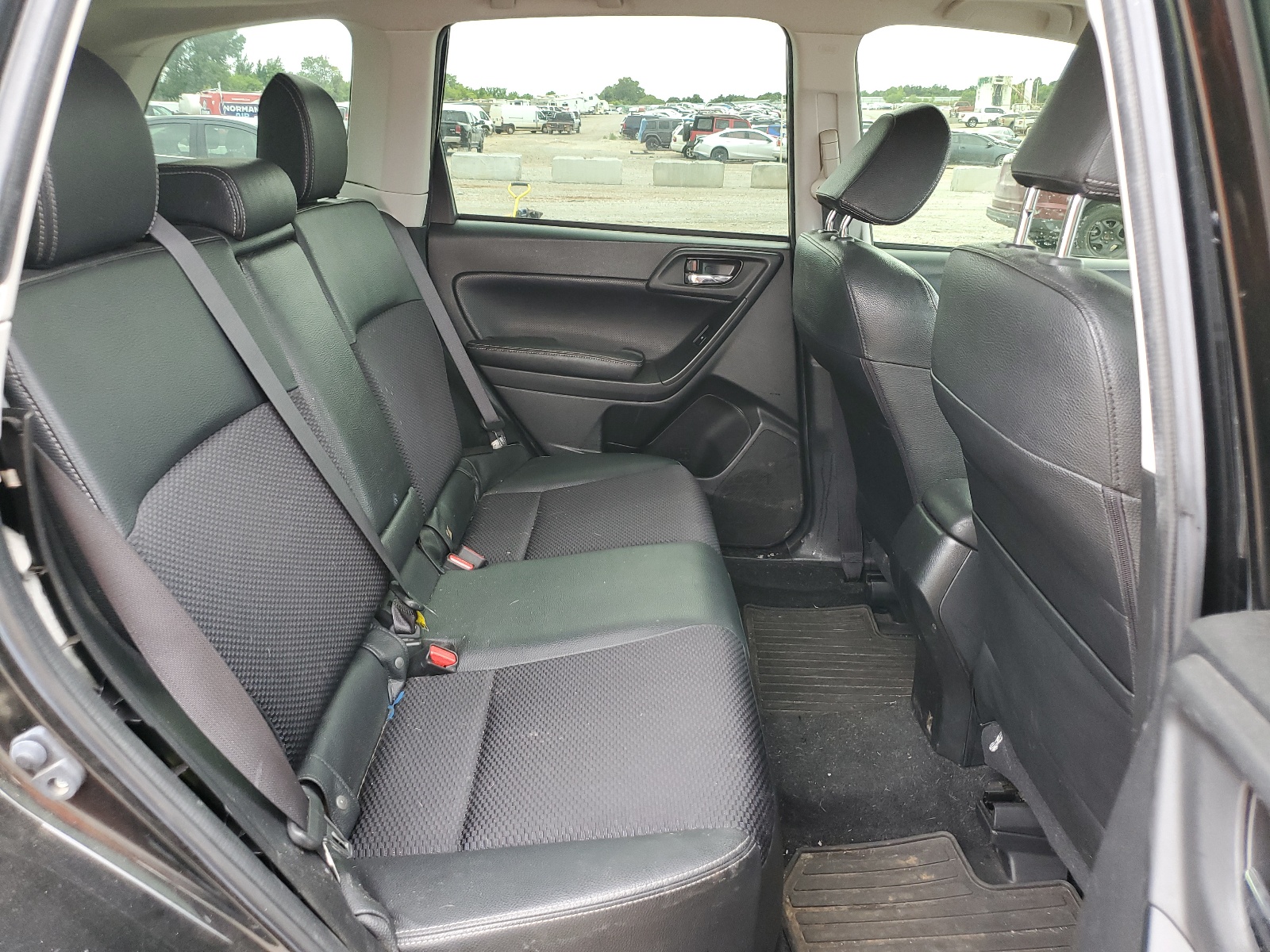 JF2SJGDC0EH536895 2014 Subaru Forester 2.0Xt Premium