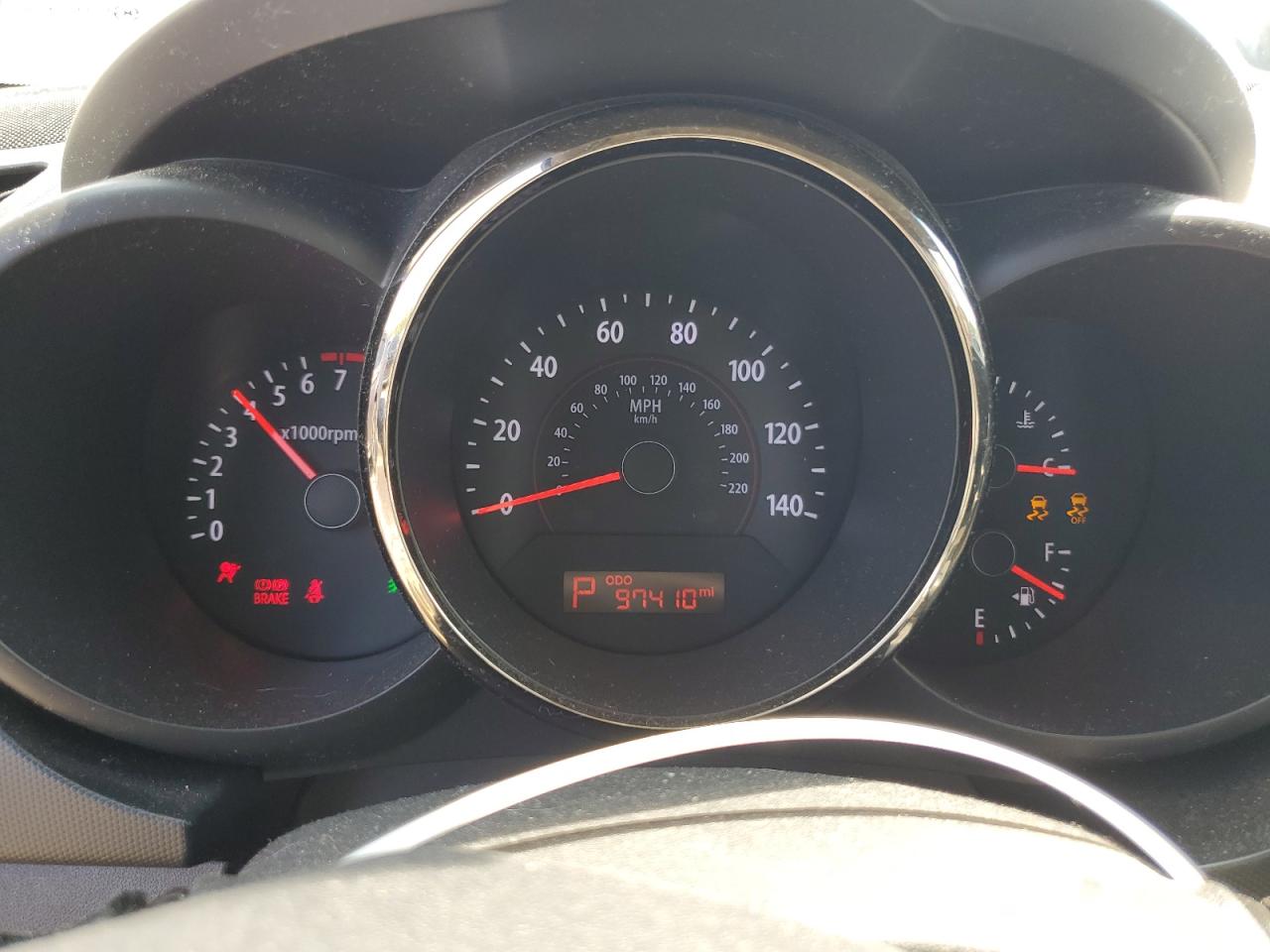 2010 Kia Soul + VIN: KNDJT2A26A7136391 Lot: 61677114