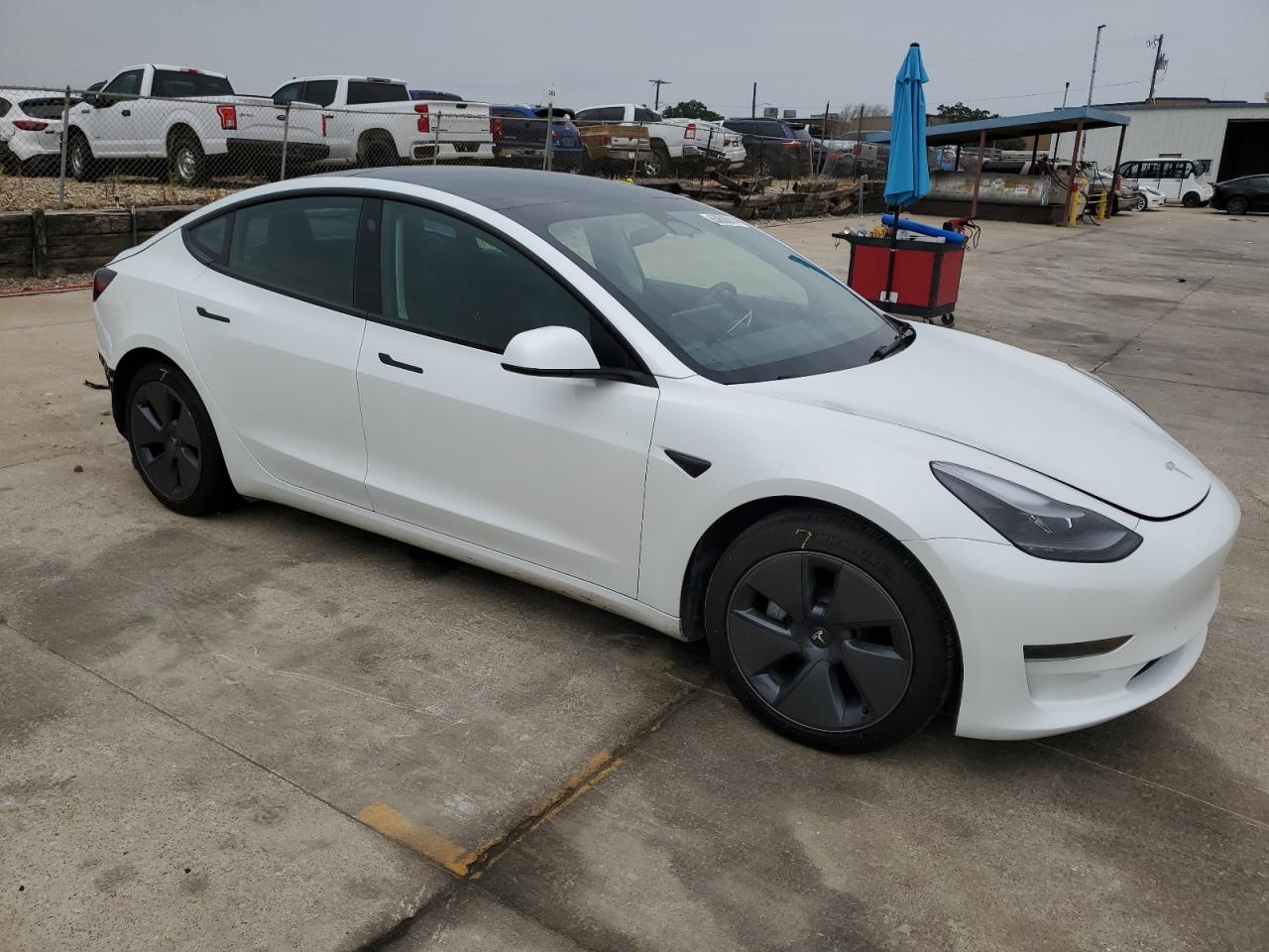 VIN 5YJ3E1EAXPF398545 2023 TESLA MODEL 3 no.4