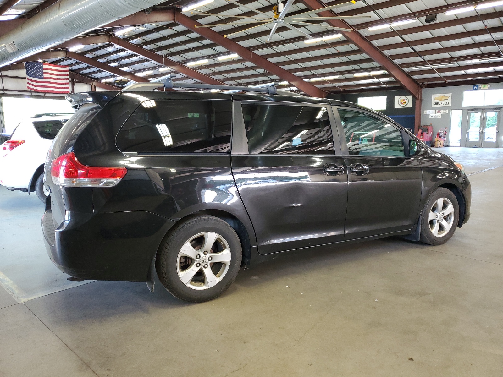 2012 Toyota Sienna Le vin: 5TDKK3DC7CS222173