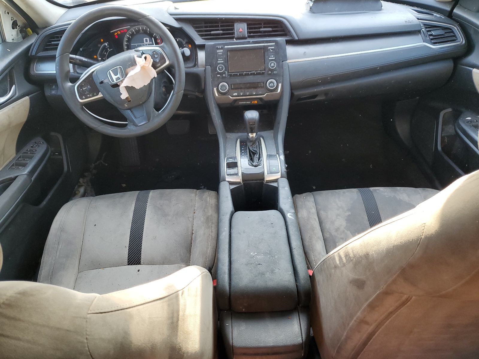 2HGFC2F50JH589288 2018 Honda Civic Lx