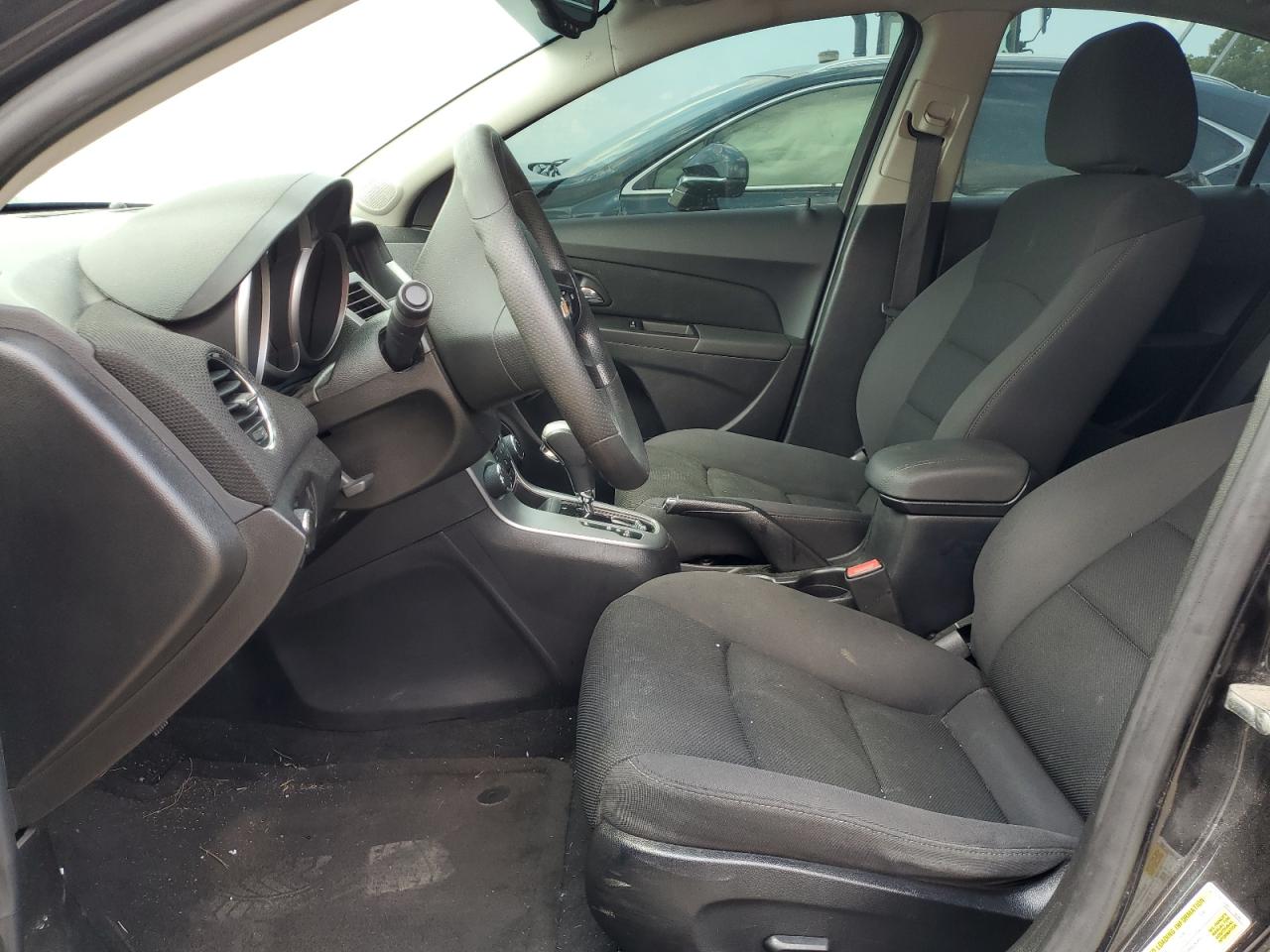 1G1PE5SB6G7195981 CHEVROLET CRUZE 2016