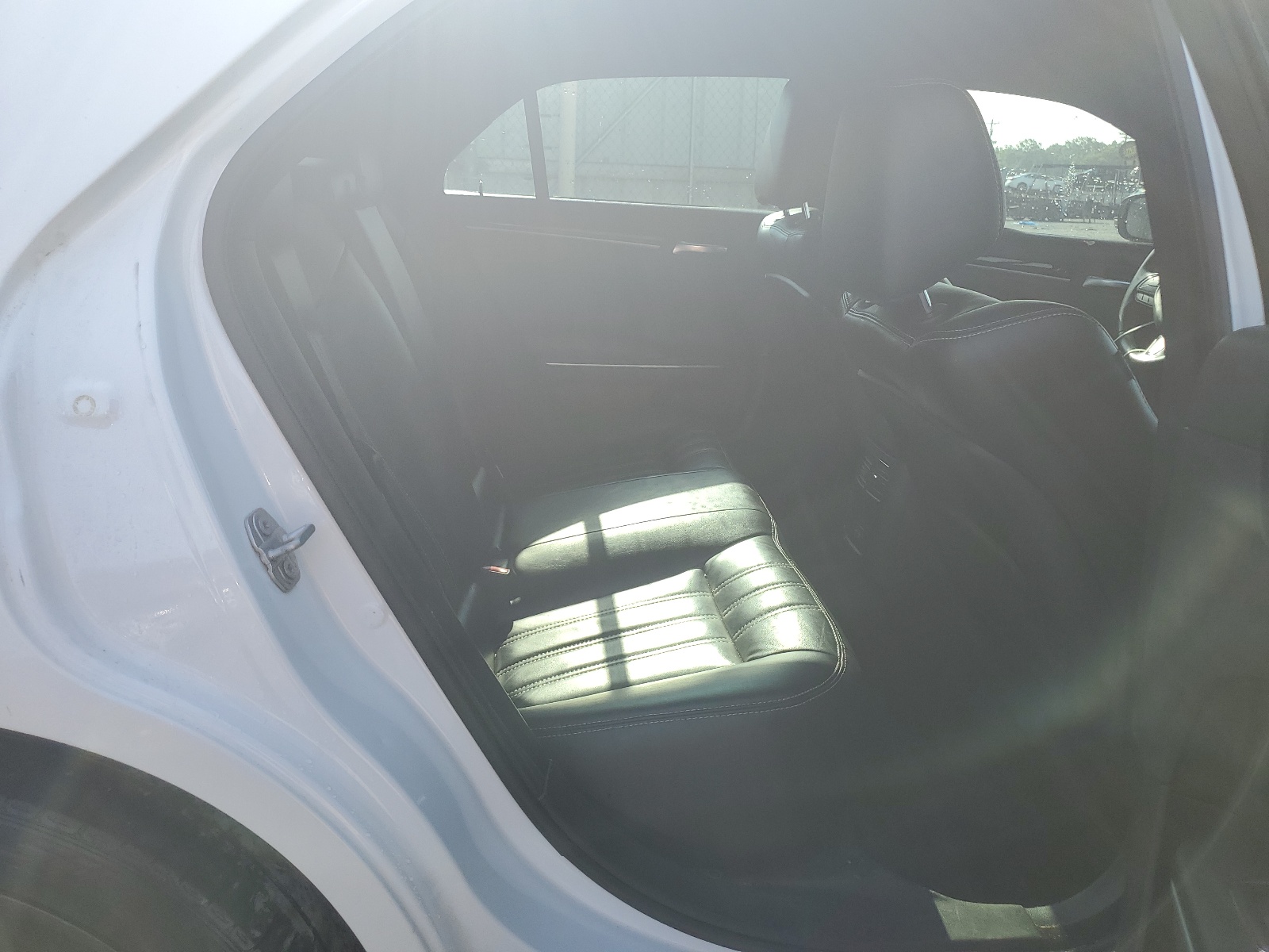 2C3CCABG5KH515549 2019 Chrysler 300 S