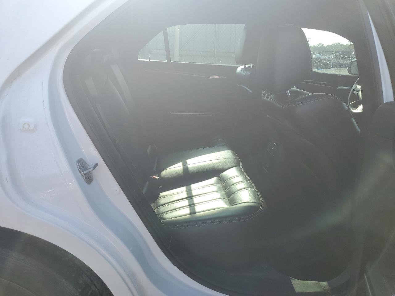 2019 Chrysler 300 S VIN: 2C3CCABG5KH515549 Lot: 65072114