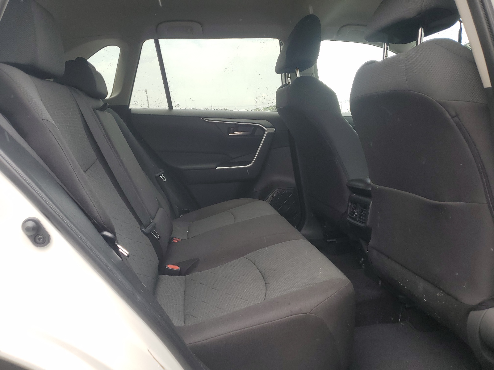 2T3P1RFV9RC444409 2024 Toyota Rav4 Xle