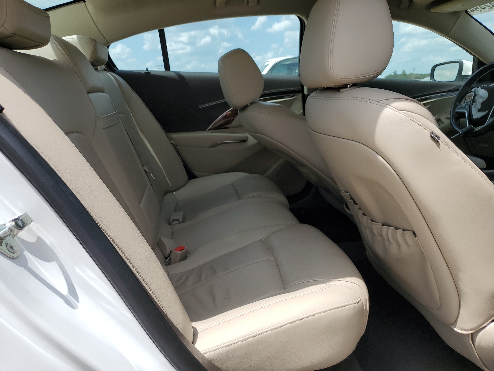 1G4GB5G37GF249677 2016 Buick Lacrosse