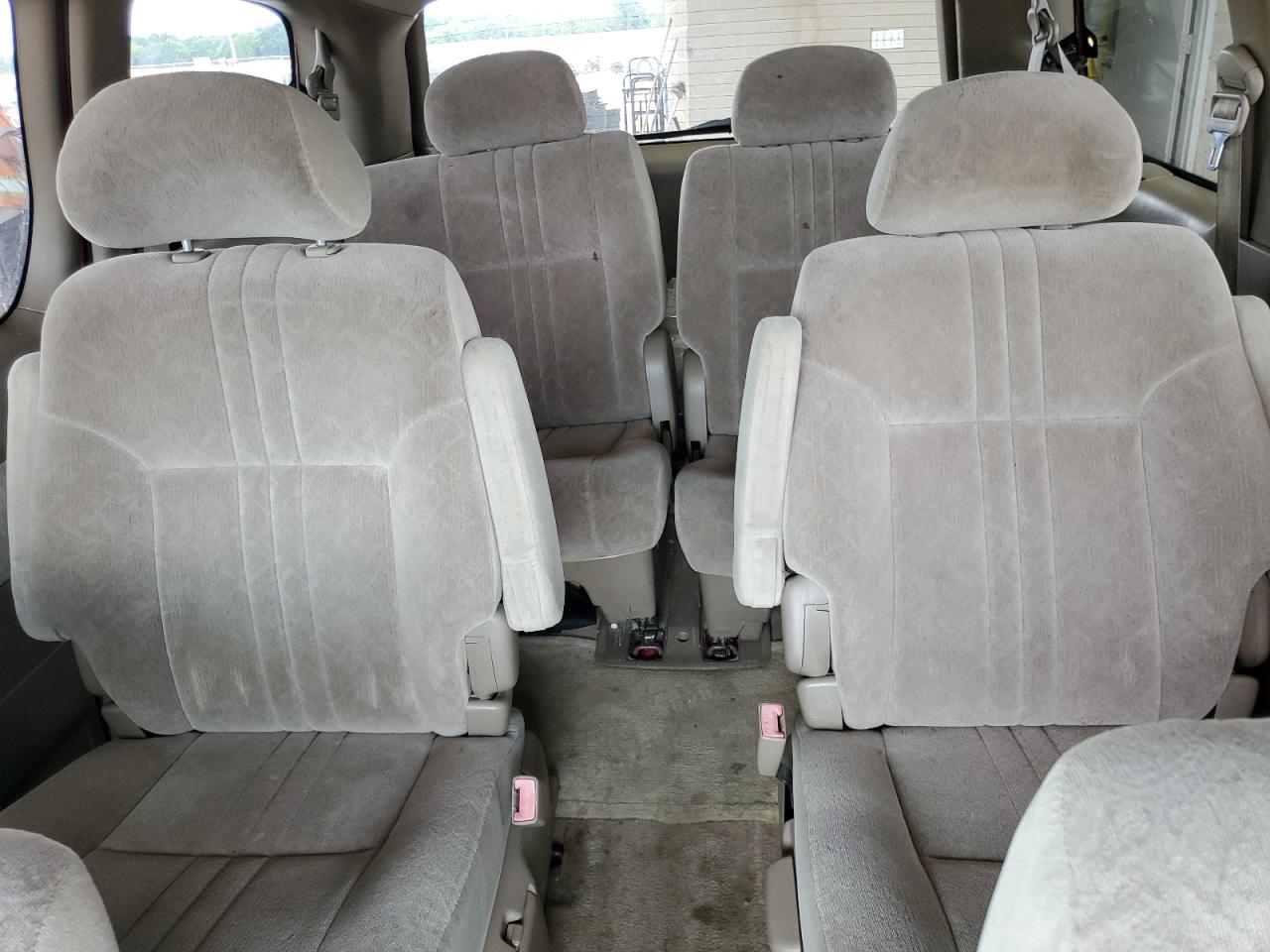 2000 Toyota Sienna Le VIN: 4T3ZF13C2YU179425 Lot: 63922504