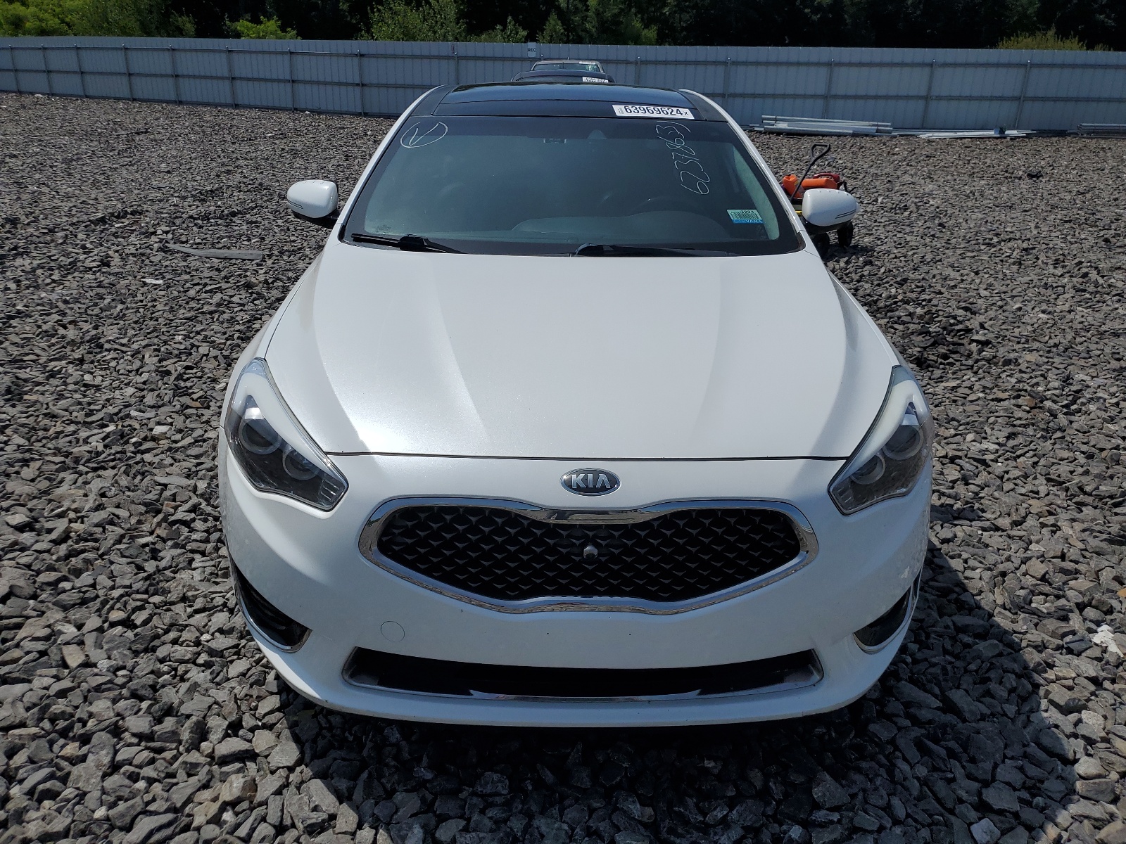 2016 Kia Cadenza Luxury vin: KNALN4D72G5213622