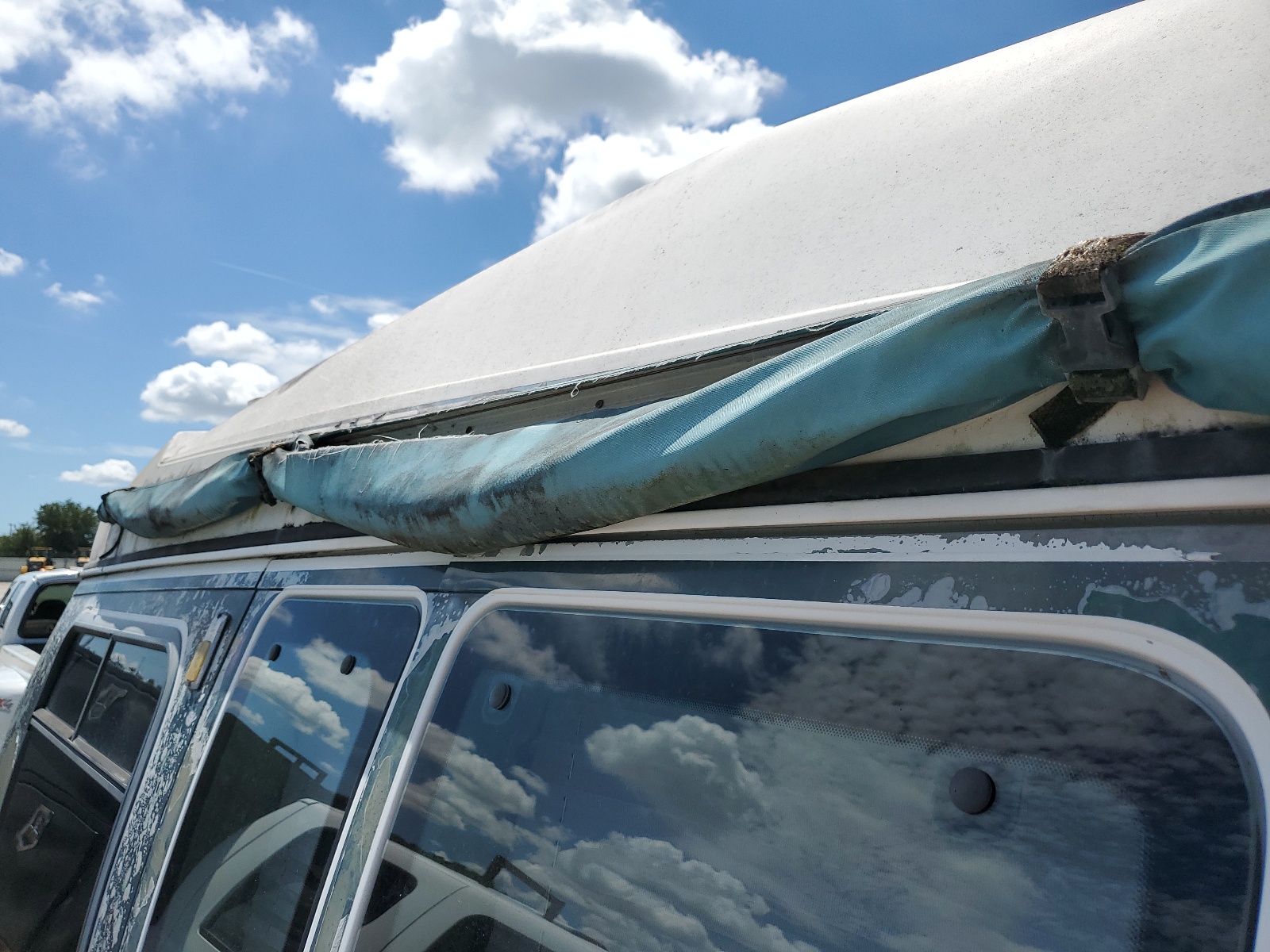 1FDHE24L5VHA58839 1997 Ford Econoline E250 Van