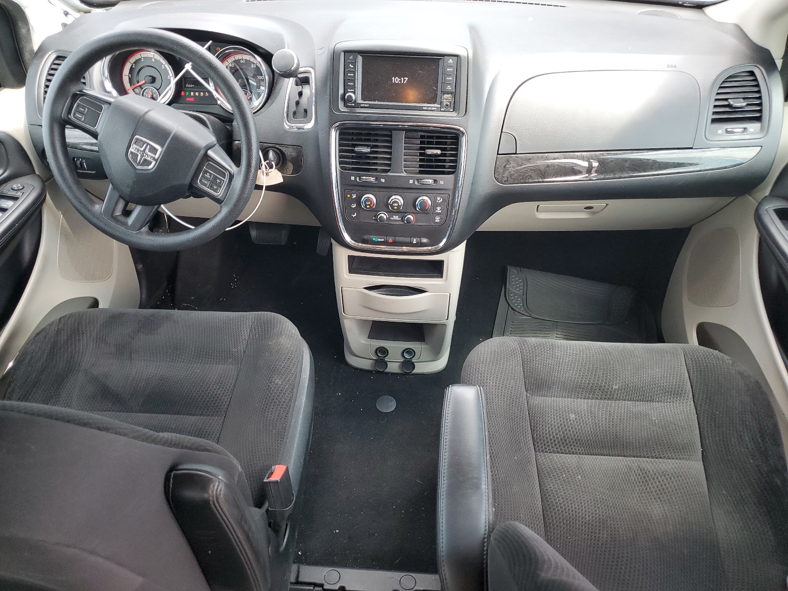 2C4RDGBG6JR304391 2018 Dodge Grand Caravan Se