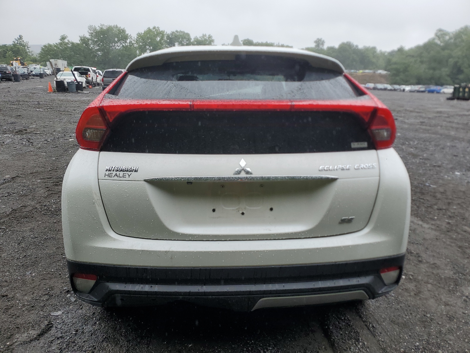 JA4AT5AA8JZ038017 2018 Mitsubishi Eclipse Cross Se