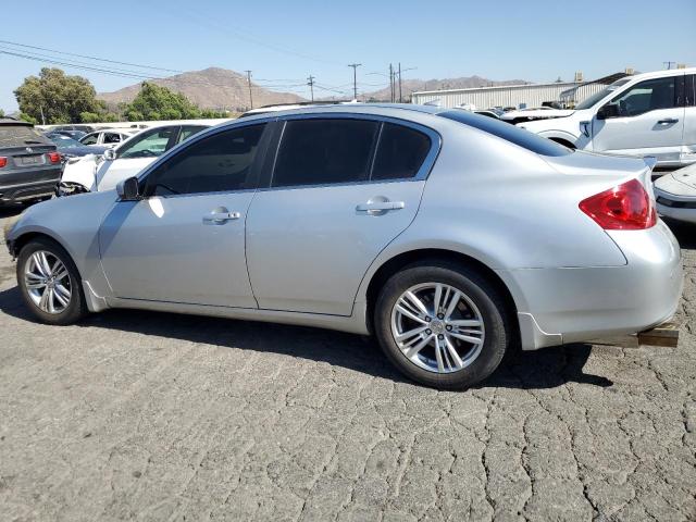  INFINITI G37 2013 Серебристый