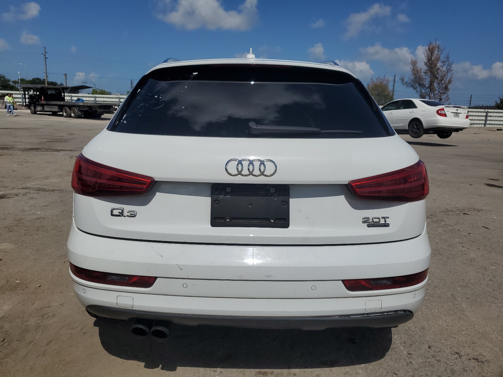 WA1EFCFS3GR024517 2016 Audi Q3 Premium Plus