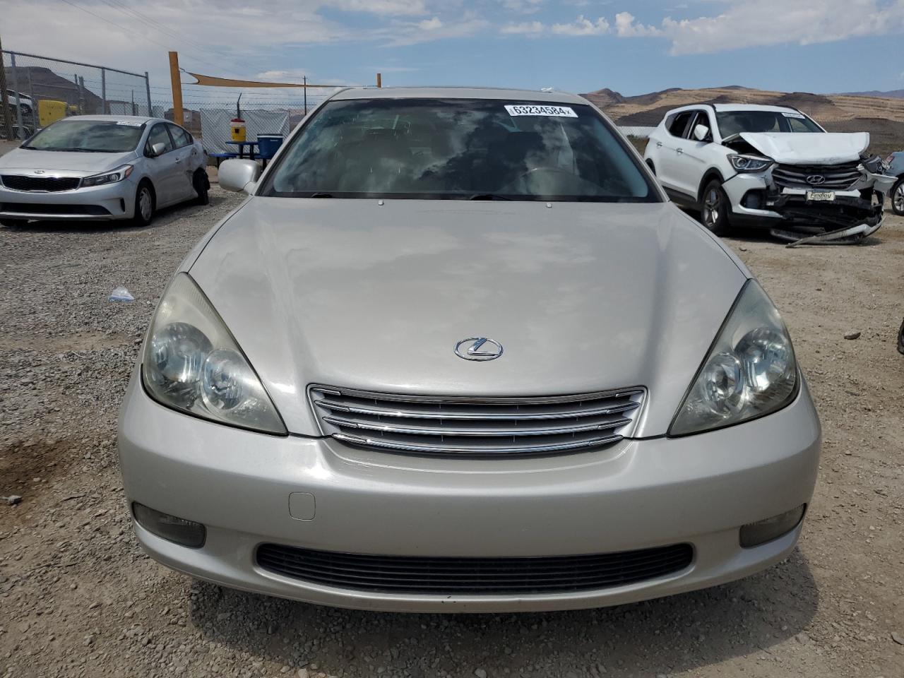 2002 Lexus Es 300 VIN: JTHBF30G520057172 Lot: 63234584