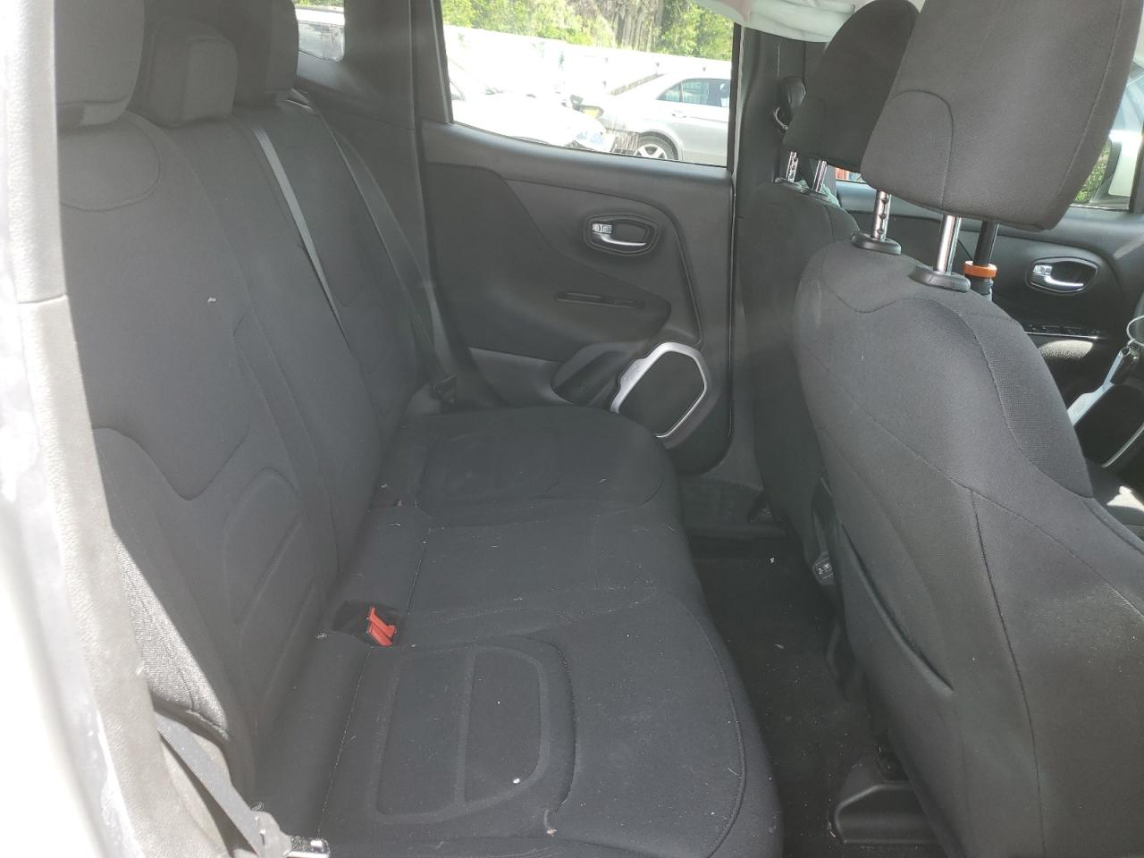 2019 Jeep Renegade Latitude VIN: ZACNJABB0KPJ77827 Lot: 63667844