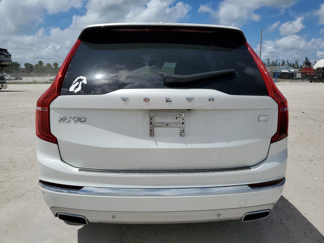 2021 Volvo Xc90 T8 Recharge Momentum VIN: YV4BR00K4M1723380 Lot: 63306684