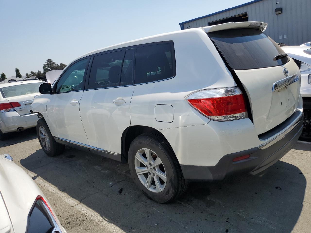 2012 Toyota Highlander - Image 2