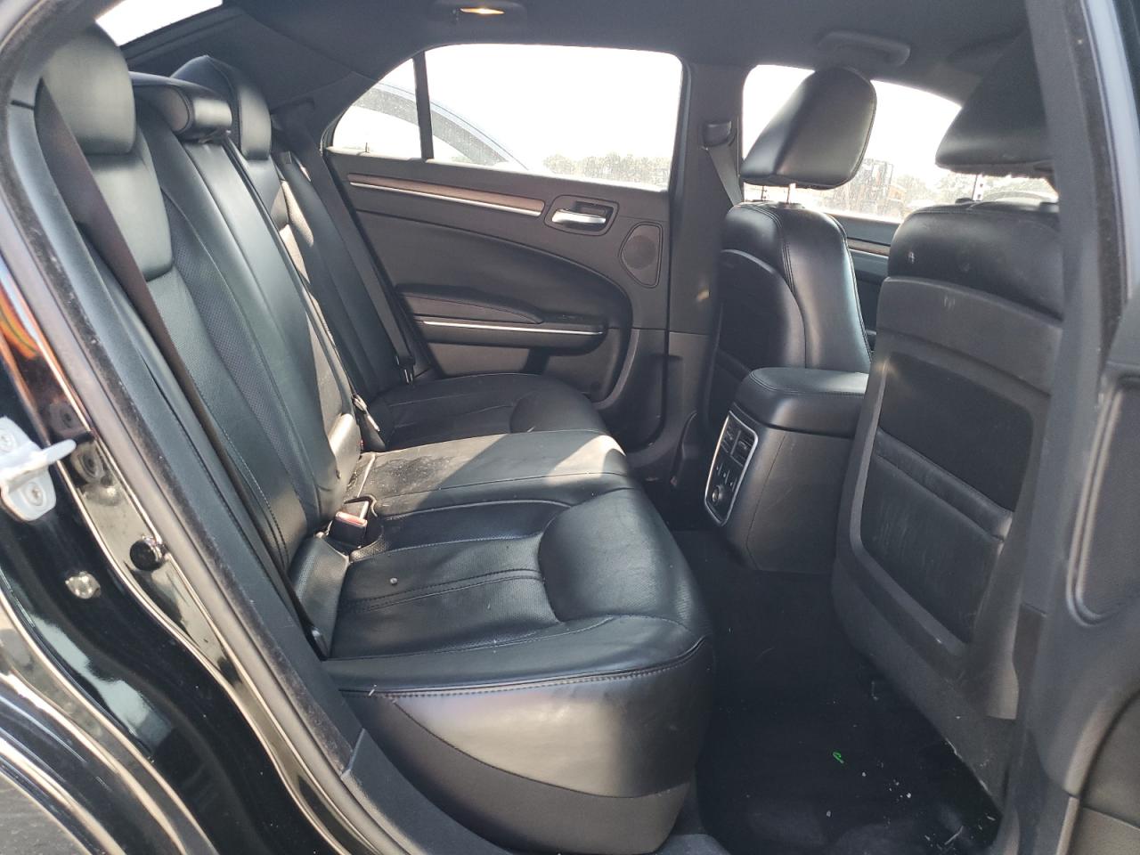 2013 Chrysler 300C Varvatos VIN: 2C3CCADT9DH641183 Lot: 65559264