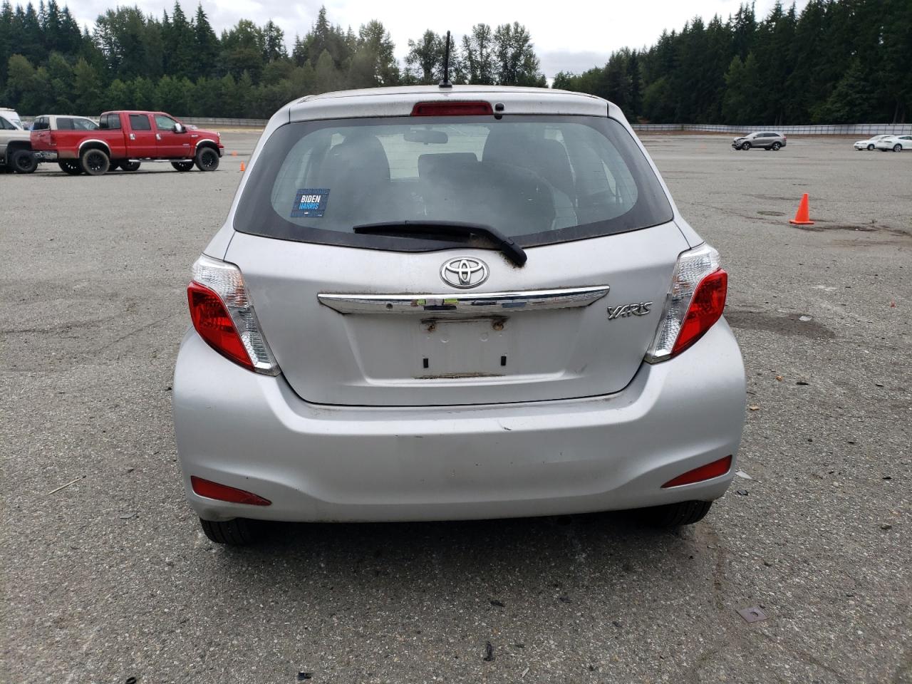 VNKJTUD3XEA012205 2014 Toyota Yaris