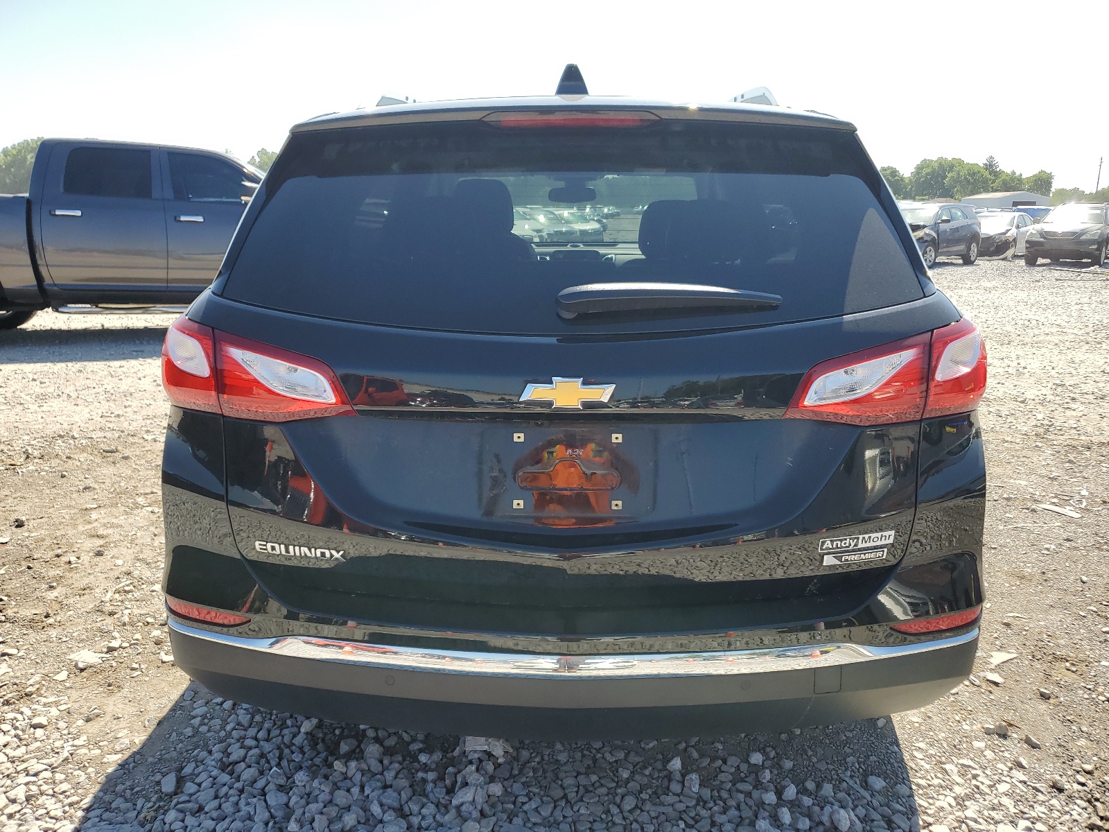 2GNAXMEVXJ6298097 2018 Chevrolet Equinox Premier