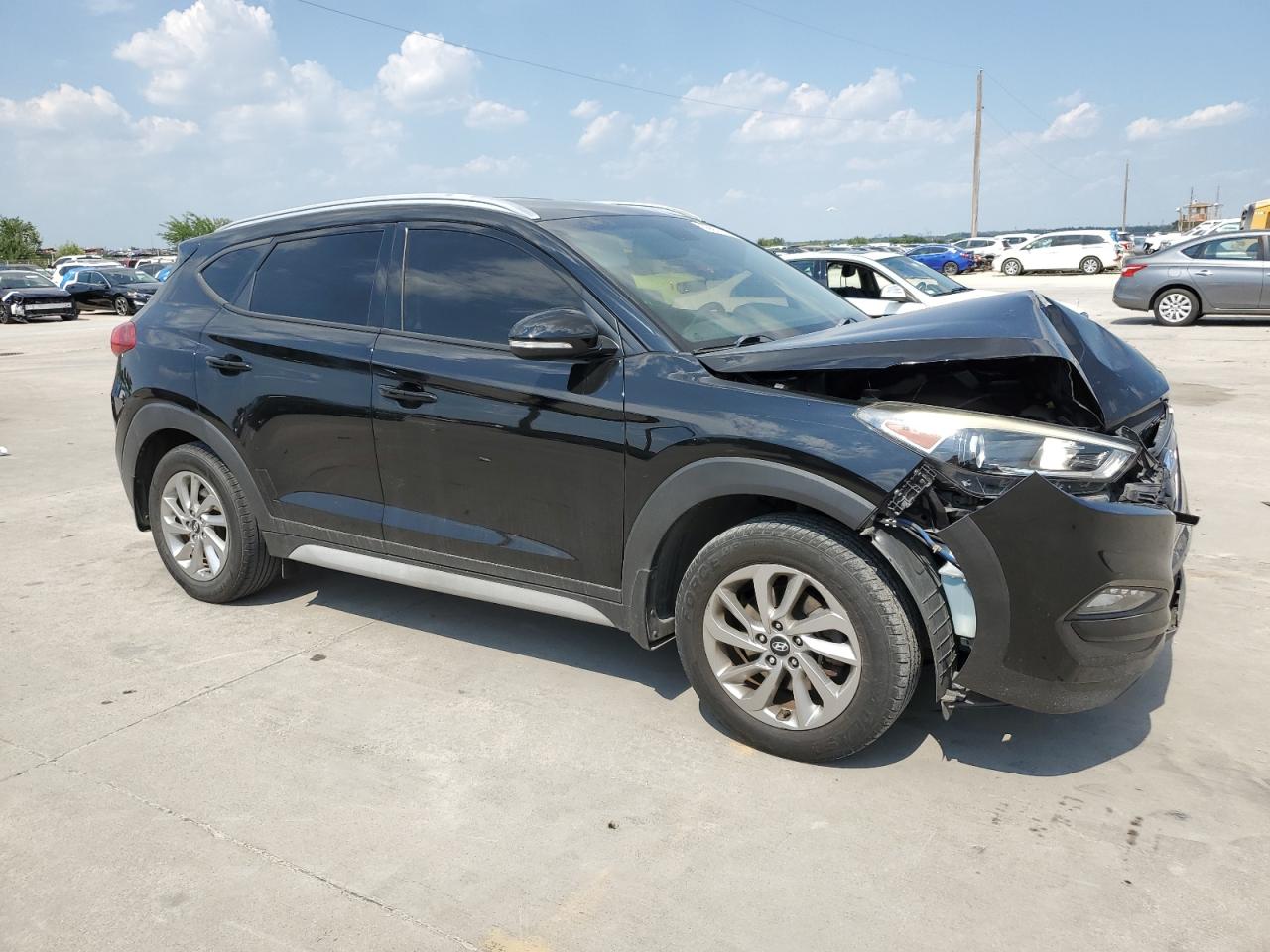 KM8J33A27HU503957 2017 Hyundai Tucson Limited