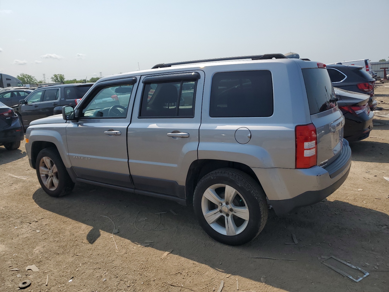 2017 Jeep Patriot Latitude vin: 1C4NJPFB0HD183652