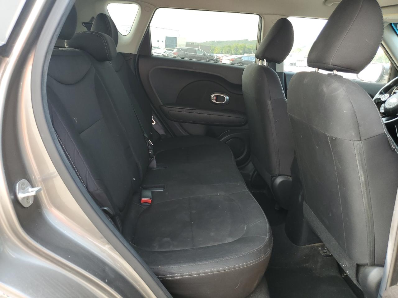 2015 Kia Soul VIN: KNDJN2A21F7190389 Lot: 64496464