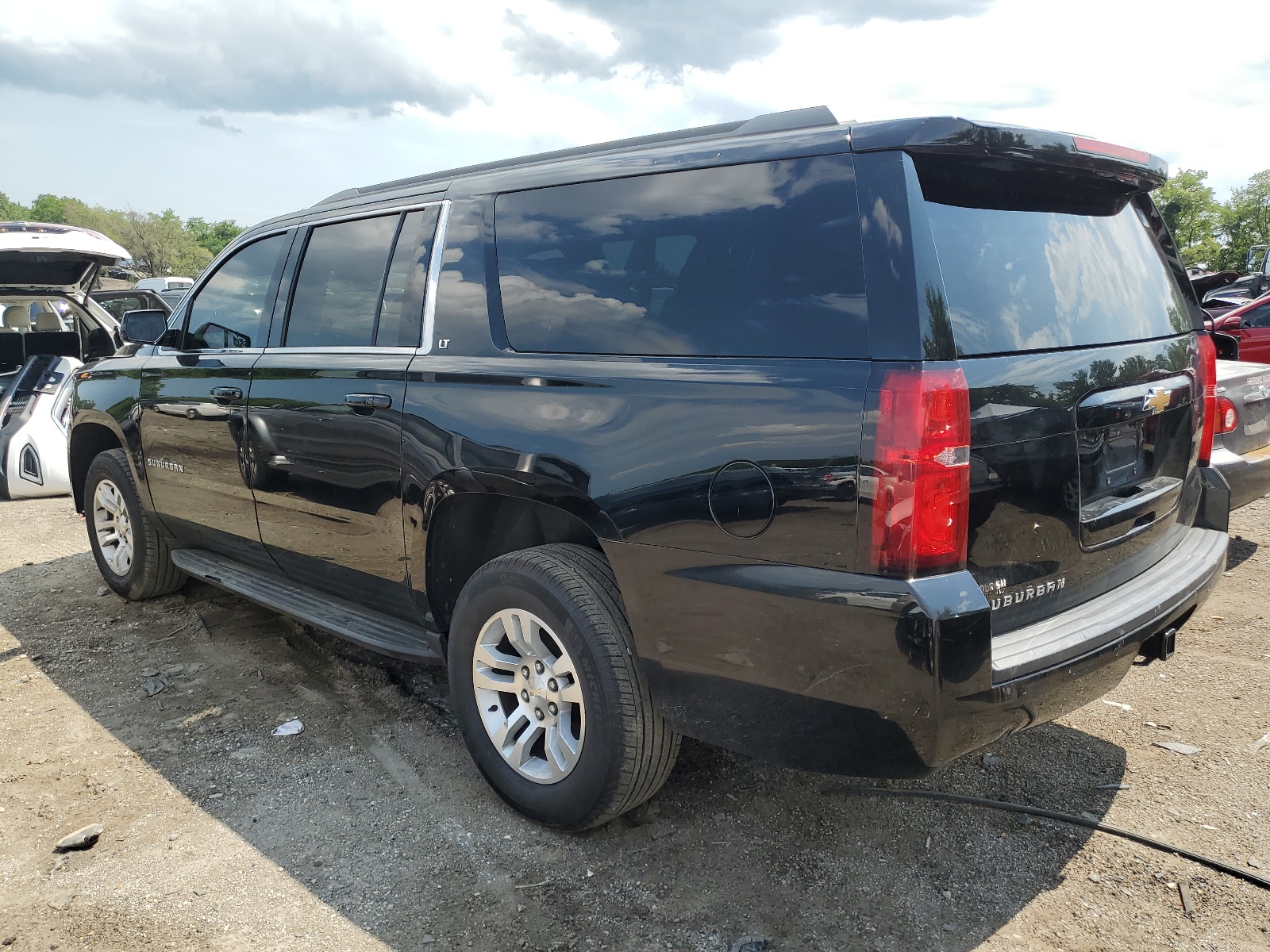 1GNSKHKC6HR231833 2017 Chevrolet Suburban K1500 Lt