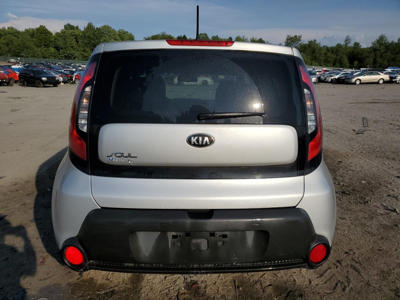 KNDJN2A23F7809574 2015 Kia Soul