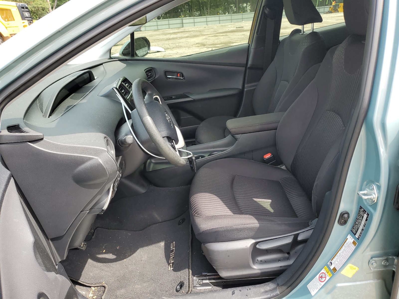 JTDKBRFU9H3041531 2017 Toyota Prius