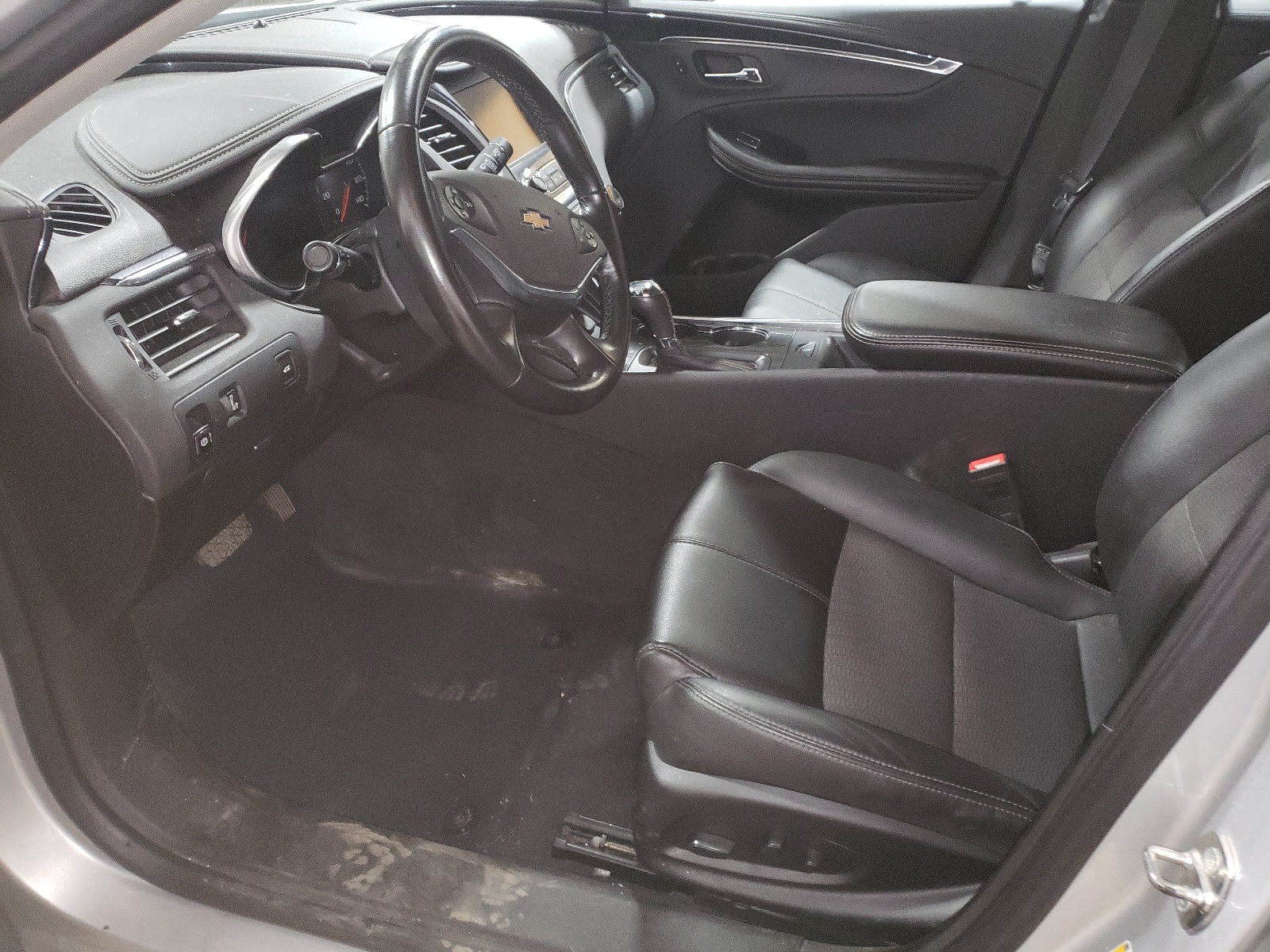 1G11Z5SA3KU140304 2019 Chevrolet Impala Lt