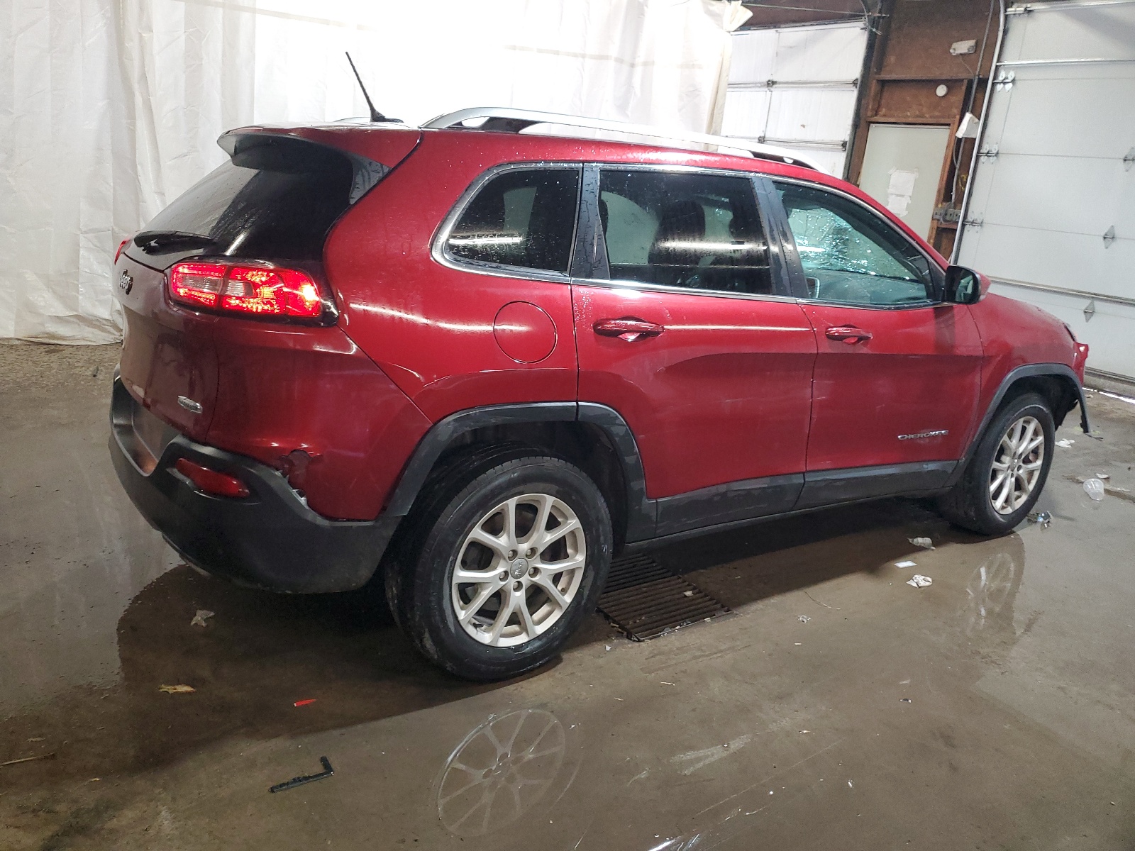 2014 Jeep Cherokee Latitude vin: 1C4PJMCS4EW294880