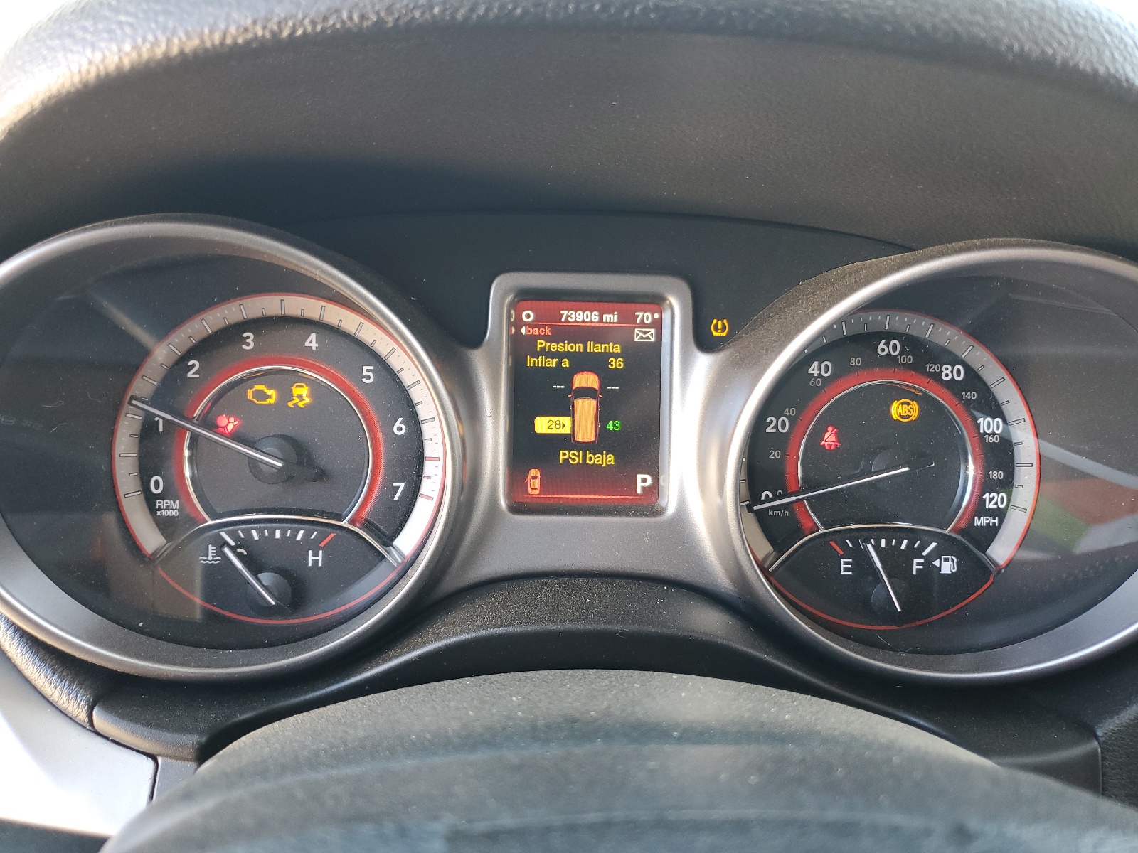 3C4PDCGG8JT476282 2018 Dodge Journey Crossroad