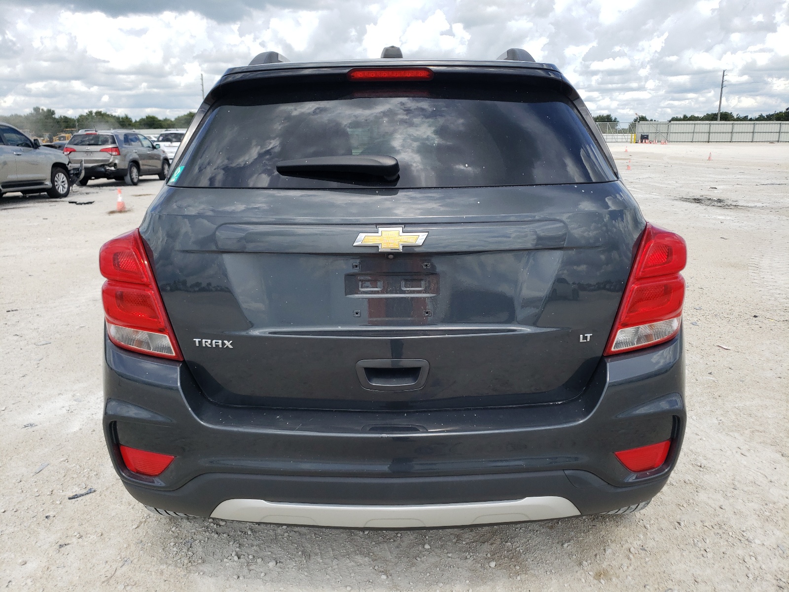 KL7CJLSB7HB115590 2017 Chevrolet Trax 1Lt