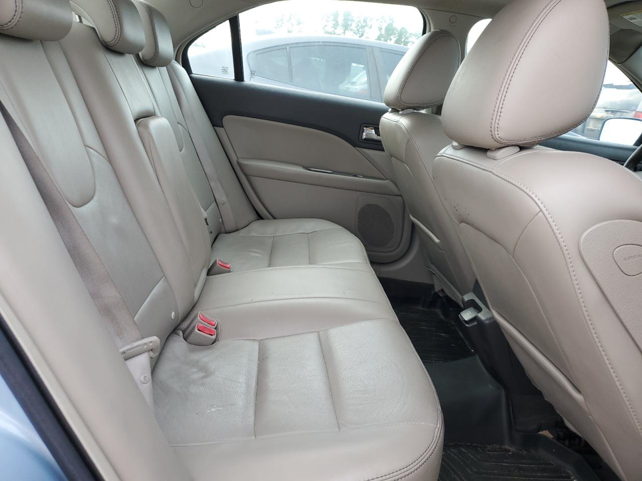 2010 Ford Fusion Hybrid VIN: 3FADP0L39AR318063 Lot: 65326044