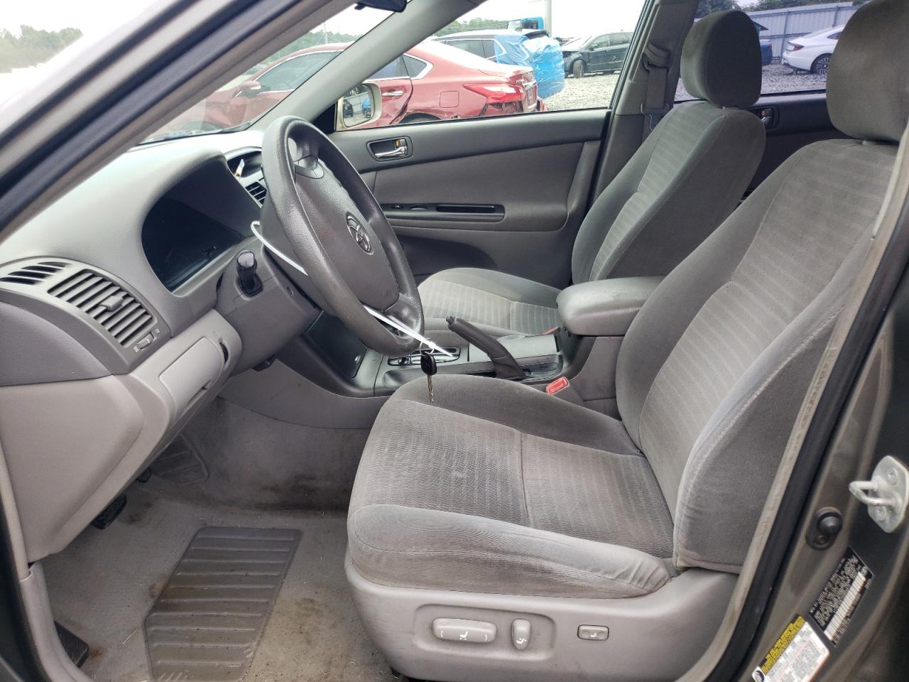 2005 Toyota Camry Le VIN: 4T1BF32K15U609312 Lot: 64639054