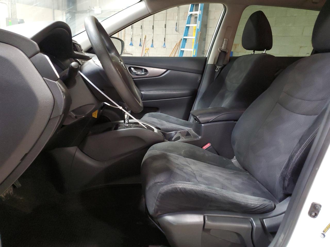 2015 Nissan Rogue S VIN: 5N1AT2MVXFC832509 Lot: 64631444