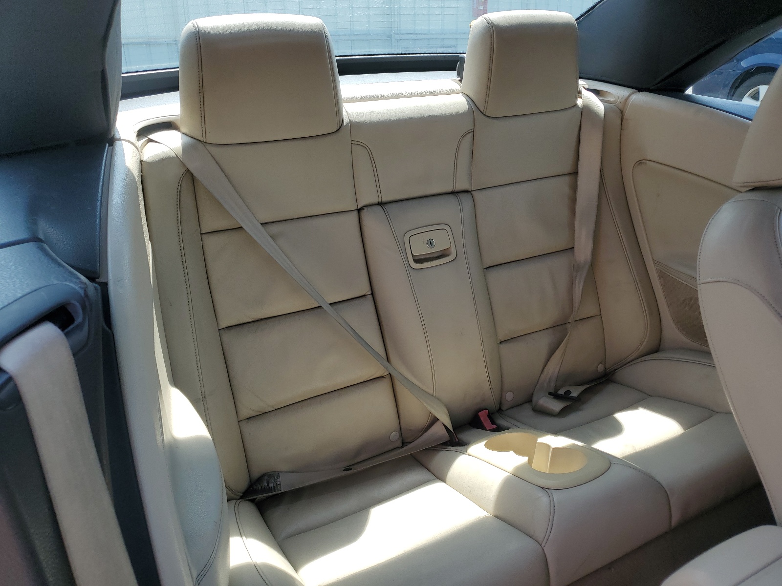 WVWFW8AH0FV000636 2015 Volkswagen Eos Lux