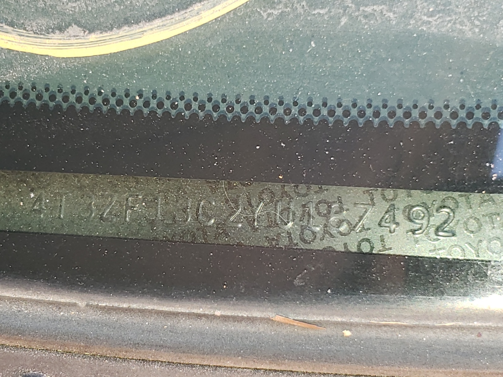 4T3ZF13C2YU187492 2000 Toyota Sienna Le