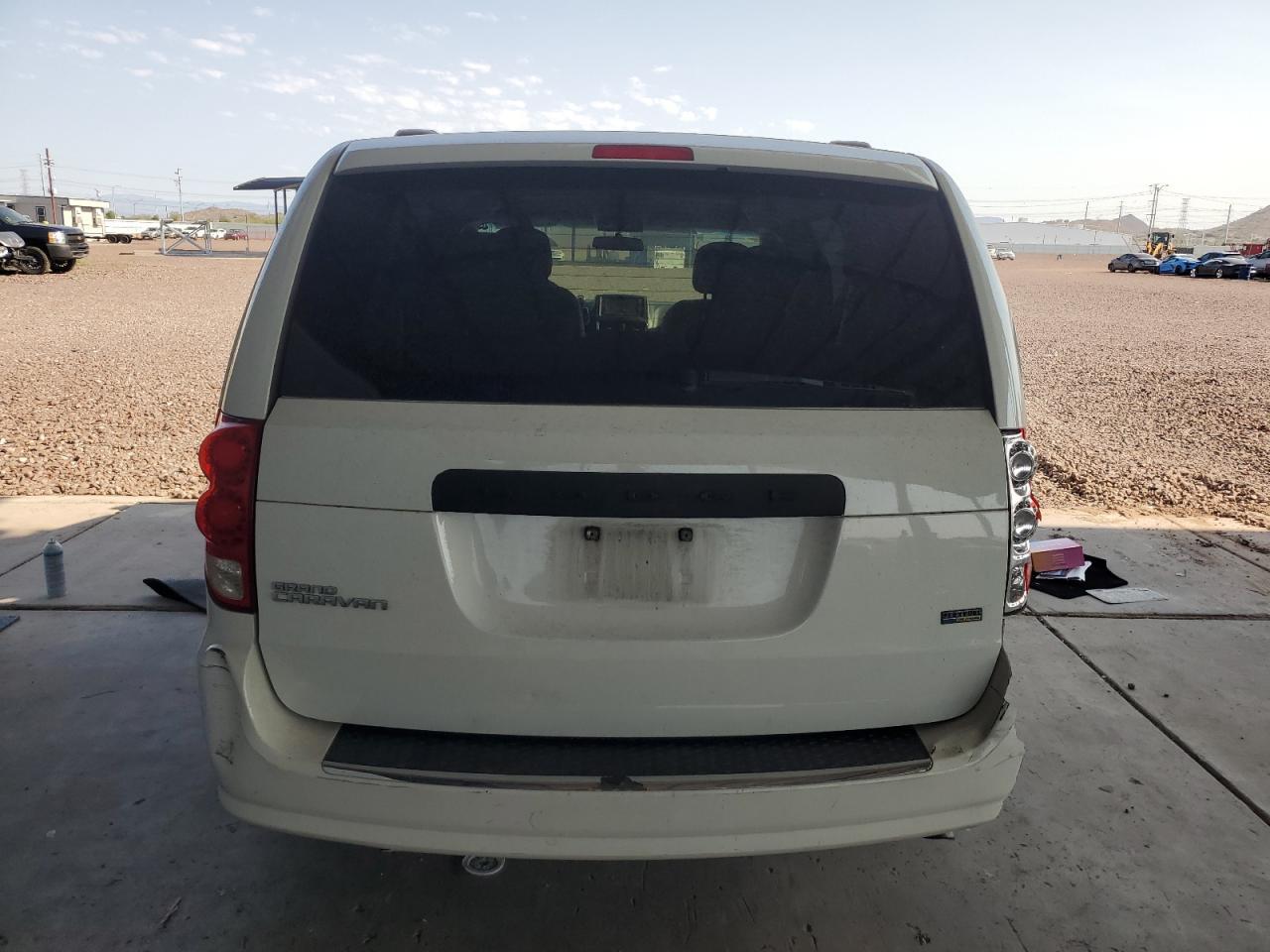 2C4RDGCG2CR213877 2012 Dodge Grand Caravan Sxt