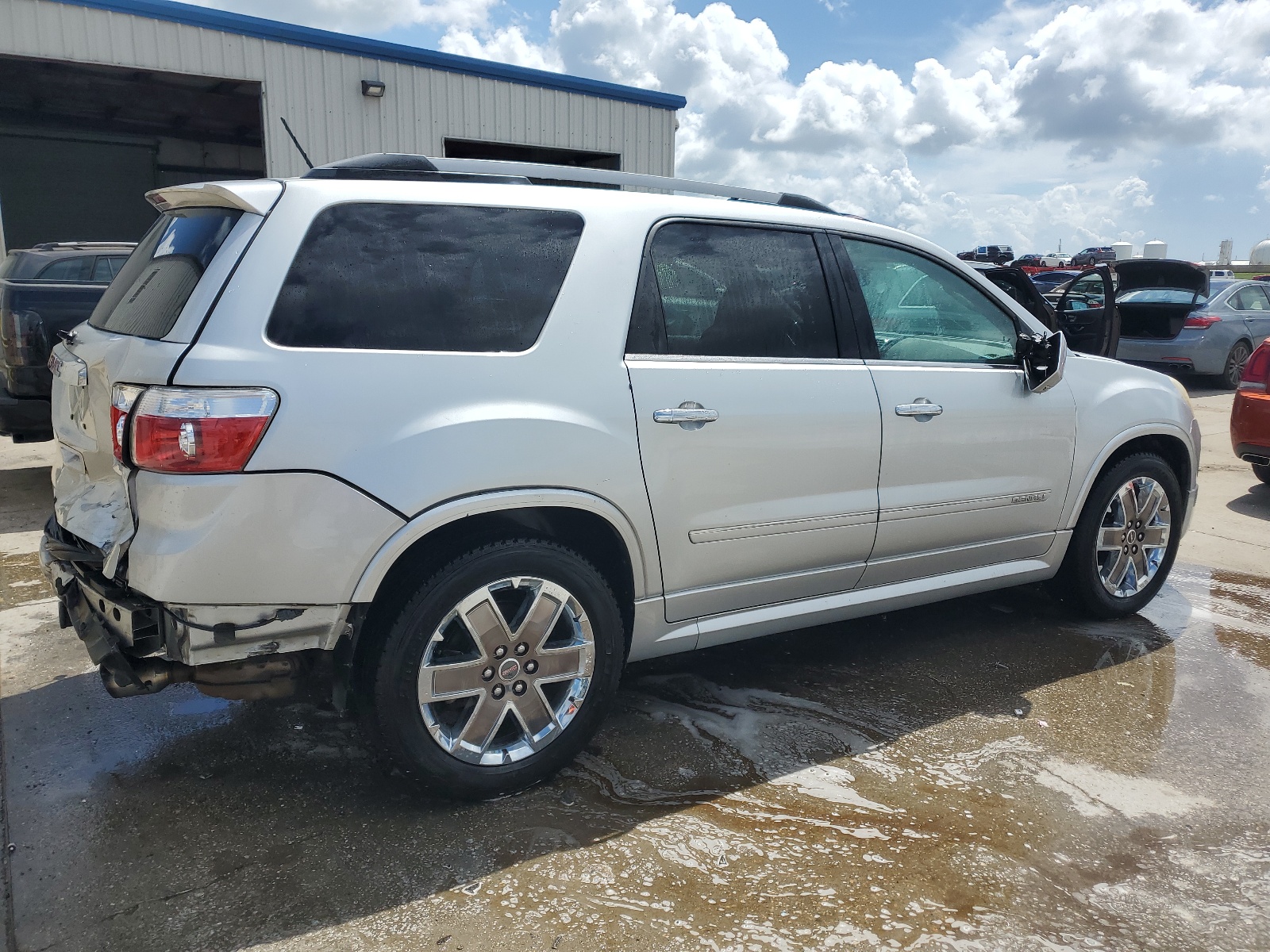 2012 GMC Acadia Denali vin: 1GKKRTED3CJ230114