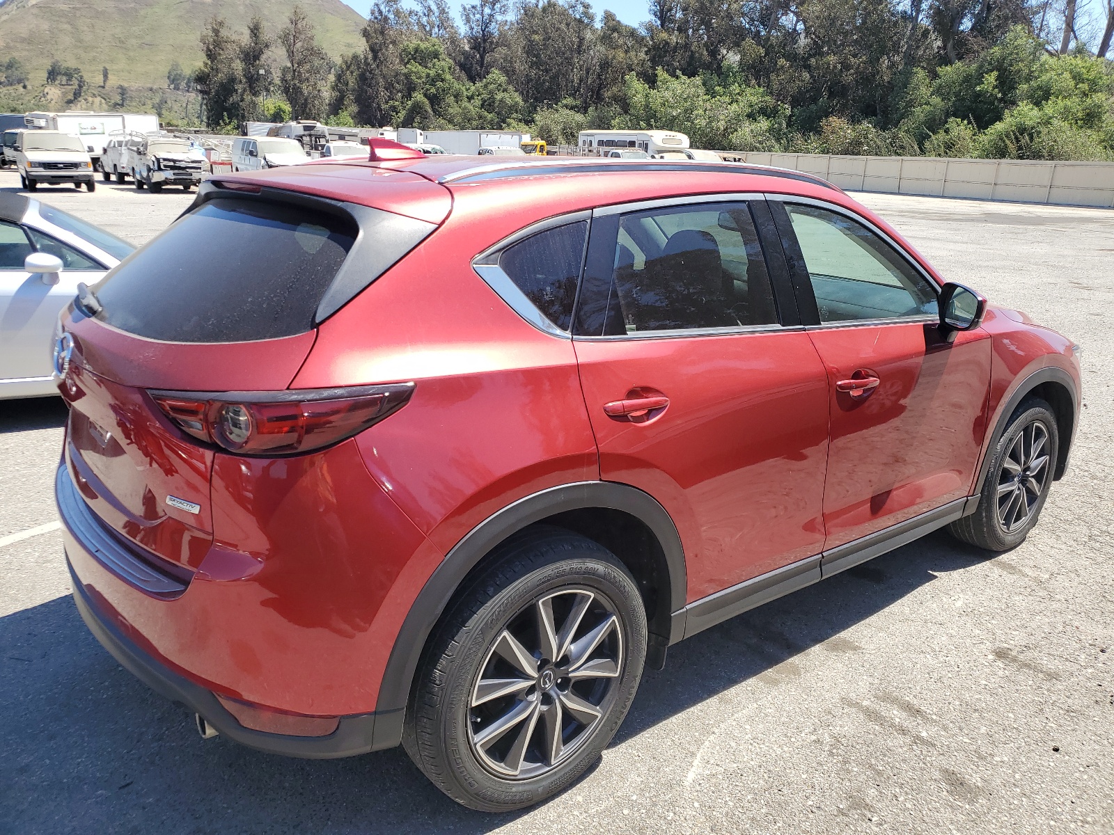 2018 Mazda Cx-5 Grand Touring vin: JM3KFADM8J0364170