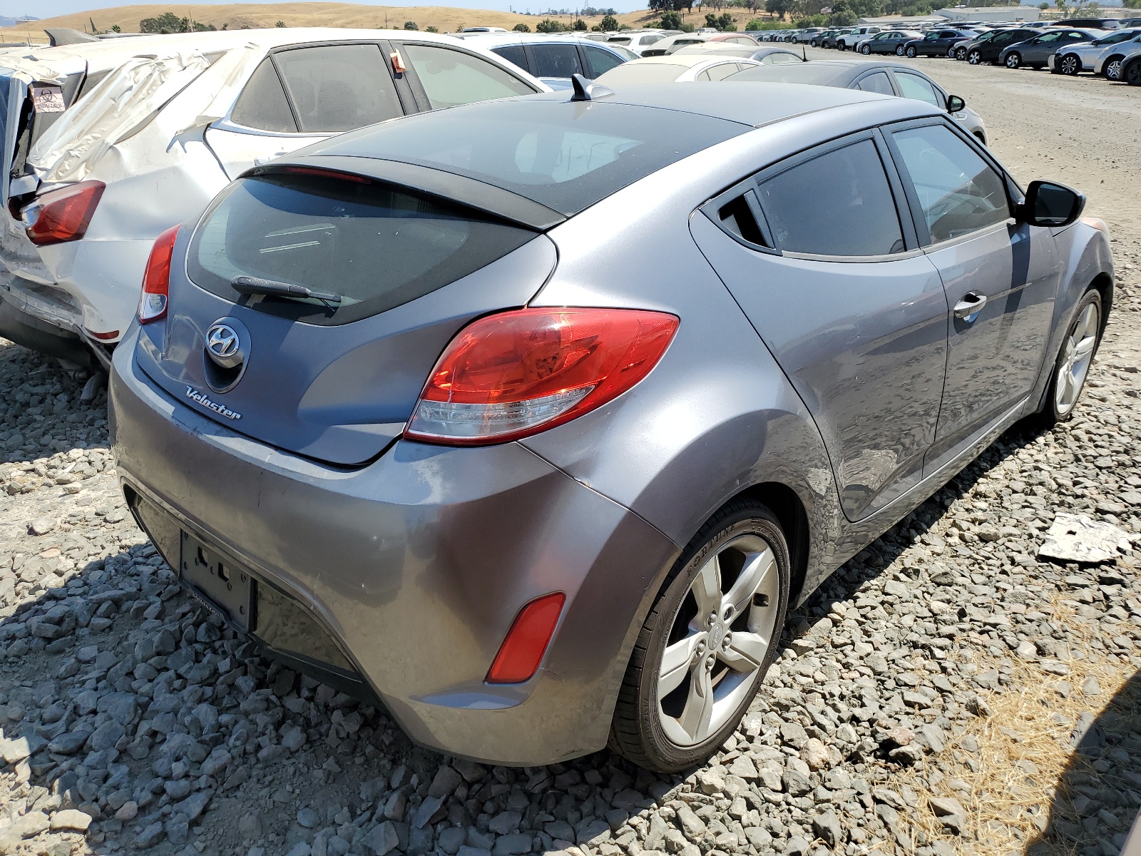 2012 Hyundai Veloster vin: KMHTC6AD4CU066570